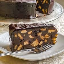 Prince William S Chocolate Biscuit Cake In Honour Of The Royal Wedding Here S A Favourite Of The Entire Biscuit Cake Chocolate Biscuit Cake Chocolate Biscuits