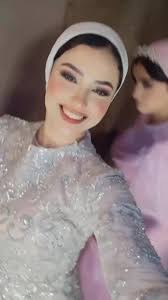 حياتي كلها كل سنه وانتي احلي واحده في الدنيا واقرب حد ليا في الدنيا بح...