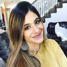 Amanda Khalil's Instagram, Twitter & Facebook