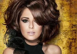 Having added chestnut streaks to her dark brown base, cheryl cole has come up with her exquisite hair color. Photo Celebrities Cheryl Cole Eyes Brown Haired Brunette 2560x1789