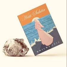 Masa depan cinta… ….menanti disini ! Stok Terakhir Novel Cinta Hati Suhita 100 Original Ada Warna Kuning Di Bagian Pinggir Buku Shopee Indonesia