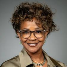 Pfizer, Sanofi, GSK among the winners of the 2024 Fierce Pharma Marketing  Awards