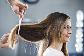 Molte donne aspirano ad avere una capigliatura lunga e setosa. Quanto Crescono I Capelli Al Mese Gama Professional