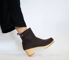 Handmade swedish clogs since 1846 clog boots, clog sandals, shearling boots contact us : Boots Boots Boots Sandgrens Clogs