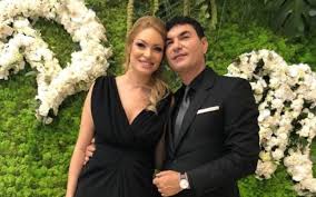 Este un om de afaceri român, fost acționar și președinte executiv al. Pentru Ce A LÄsat Deoparte Cristi Borcea Afacerile Pentru Cateva Zile Valentina Pelinel Nu Se AÈtepta La AÈa Ceva Ètiam CÄ Ii Place Asta Foto Prosport