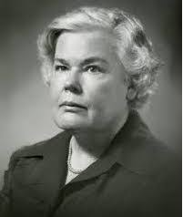 Faye Abdullah's Instagram, Twitter & Facebook