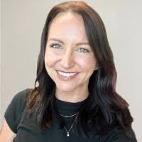 Callie Rinehart's Instagram, Twitter & Facebook