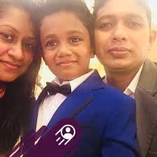 Election Week Offer from Pizza Hut!😍 Buy Any Large Pizza & GET 50% OFF