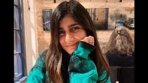 Soon, she went on to become one of the top trends on twitter. Mia Khalifa Tweets In Support Of Farmer S Protest Becomes A Top Twitter Trend Filmibeat