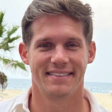 Book Phillip Parsons