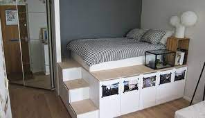 diy platform bed met extra opbergruimte roomed bed platform platform bed diy slaapkamerkast