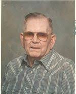 Dexter Ragan's Instagram, Twitter & Facebook