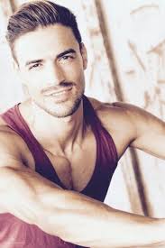 Wicked Star Will Play Title Role in 2017 Evita Tour