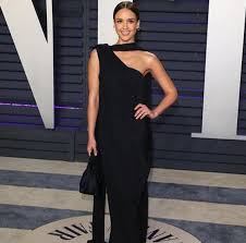 Jessica alba is also among the richest actors in the world with her an estimated net worth of $350 million. Jessica Alba Bio Facts Wiki Net Worth Age Height Family Affair Salary Career Marriage Movies Husband Cash Warren Kids Hot Hair Factmandu