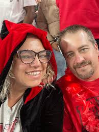 Amy Blackwell (@amyblackwellcomedy) • Instagram photos and videos