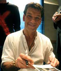 Maybe you would like to learn more about one of these? Patrick Swayze Nu A Murit Libertatea