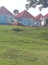 Harapan indah bekasi berupa kota mandiri dilengkapi dengan beragam hunian cluster perumahan, kompleks apartemen, hingga kawasan bisnis. Indo Canadian International Public School Indo Market Cabang Blitar Pages Directory