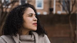 Sarah Ott's Instagram, Twitter & Facebook