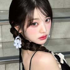 IVE張員瑛「員瑛式思考」風靡全網！好運是吸引來的，正能量女王心態讓你成為Lucky Vicky