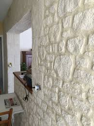 Maybe you would like to learn more about one of these? Fausse Pierre Deco Interieure En Enduit Sculpte Parement Mural Interieur Deco Mur Parement Pierre Interieur