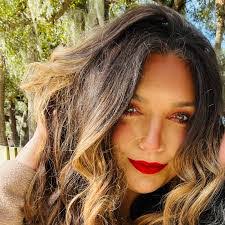 Heather Fletcher's Instagram, Twitter & Facebook