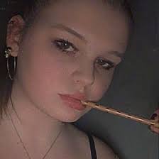 Lily Reeves (lilipop21) — профиль