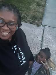 Look who RIDE ALONG GY ran into at the circus 🎪 😀 Can you guess who she  is? Here's a hint........💃🏽💃🏽💃🏽💃🏽 #ridealonggy #Guyana #trinidad  #dancing #tourism #guyanese #welcome