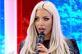A member of the national liberal party (pnl), she has been a member of the romanian chamber of deputies for sibiu county since 2004. Showbiz News Stiri Mondene Din Romania Si Bucuresti Vedete Spynews Ro Pagina 572 Din 682