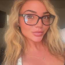 Courtney Danielle Barker Wood (NCRJ), West Virginia  http://Arre.st/WV-1005438577