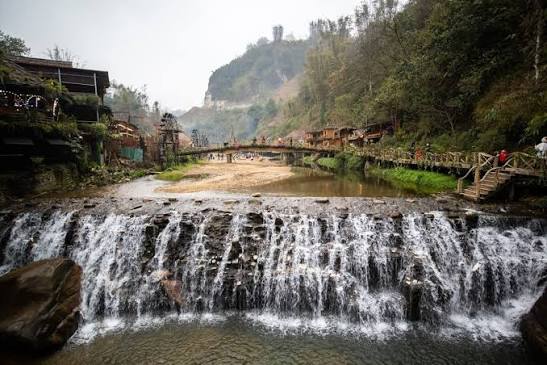 Visit Cat Cat Village: Sapa's Most Scenic Ethnic Gem