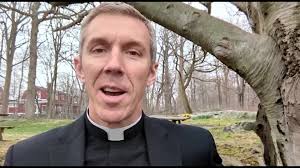 Experience the nearness and love of Jesus Christ. Fr. Daniel Ray, LC,  offers a mini- reflection for the 5th Week of Lent to help us prepare for  Holy Week.