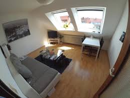 Das serviceportal schwarze brett der österreichischen hochschülerinnenschaft. Neustadt 2 Zimmer Dg Wohnung 400 Warm Zum 01 09 Wohnung In Bremen Alte Neustadt