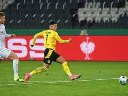 Hauptrunde bis hin zum finale in berlin wird im nur eine woche zuvor waren die roten teufel in einem dramatischen bundesligafinale in die 2. Dfb Pokal Jadon Sancho Schiesst Borussia Dortmund Gegen Monchengladbach Ins Halbfinale Der Spiegel