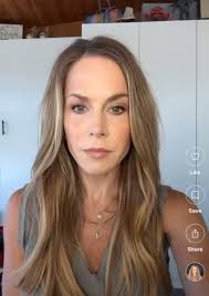 I’m so happy to have received this super special birthday message straight  from @juliebenzmft aka Rita from Dexter. I’ve always been a HUGE fan of  Dexter & loved Rita so much, this put a huge smile