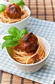 Fleischballchen Mit Tomatensauce Und Pasta Tomaten Sauce Fleischballchen In Tomatensauce Mahlzeit