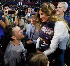 And his wife, galynn, battled. Gisele Bundchen Kisses Tom Brady After Super Bowl Win