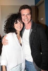 Ο μάριος αθανασίου βρέθηκε καλεσμένος της δημοσιογράφου ζωής κρονάκη στην εκπομπή της «μαμά…δες» που προβάλλεται στην ερτ για να μοιραστεί μαζί της και με τους τηλεθεατές την. Maria Solwmoy Marios A8anasioy Deite Poy Synanth8hkan Fthis Gr