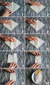 Servietten Falten Anleitung Bestecktasche Basteln In 2020 Servietten Falten Einfach Servietten Falten Servietten Falten Besteck