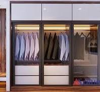 Cánh Kính Tủ Áo Lùa: Giải Pháp Hiện Đại Cho Không Gian Nhà Việt