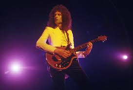 Jul 13, 2021 · no one can say for sure what freddie mercury would be up to if he were still alive today, but queen guitarist brian may believes freddie would have remained frontman for queen. Brian May 70 Geheime Fakten Uber Den Queen Gitarristen