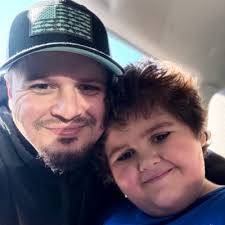 Anne Mueller (@oldbagboomboom)