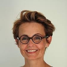 Jessica Foschi's Instagram, Twitter & Facebook