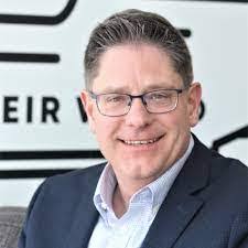 Dean Beckman's Instagram, Twitter & Facebook