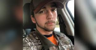 Shelby Singleton's Instagram, Twitter & Facebook