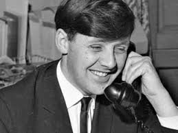 Obituary: Murray Mackinnon, businessman who amassed nationally signifcant  collection of photographs