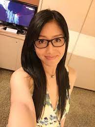 Nijuuyonjikan, Filipino escort in Manila