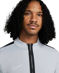 Under Armour Ua Lockdown 6 Erkek Basketbol Ayakkabısı 3025616-001; File  yüzeyler bulunan dayanıklı deri üst kısım daha fazla nefes alabilirlik ve  rahatlık sunmakla beraber yumuşak köpük tabanlık, daha fazla taban konforu  sağlar,