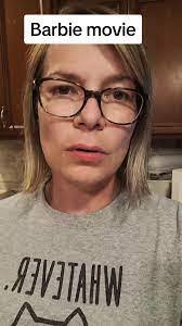 Angela Hemsley's Instagram, Twitter & Facebook