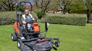 Karnott, une solution simple et autonome remplacez vos carnets de travaux et simplifiez votre suivi. Radonvilliers La Mairie S Equipe D Un Nouveau Tracteur Tondeuse
