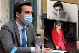 Fostul fotomodel andrei baciu, propus în 2015 de dacian cioloş la ministerului sănătăţii şi retras înaintea votului de învestire, ajunge în echipa de coordonare a campanieid e vaccinare. B9g W0ig0sjb1m